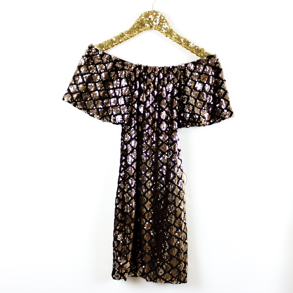 Gold Off the Shoulder Bodycon Sequin Party Dress - Picture 7 of 8